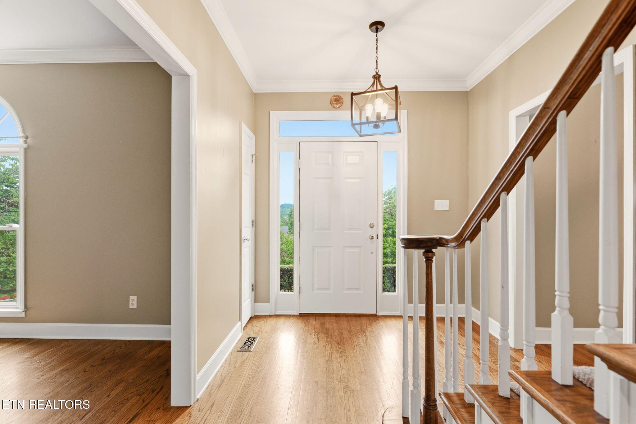 38 Riverside Drive Oak Ridge, TN 37830 - Photo 6 of 56 6-web-or-mls-DSC_5262