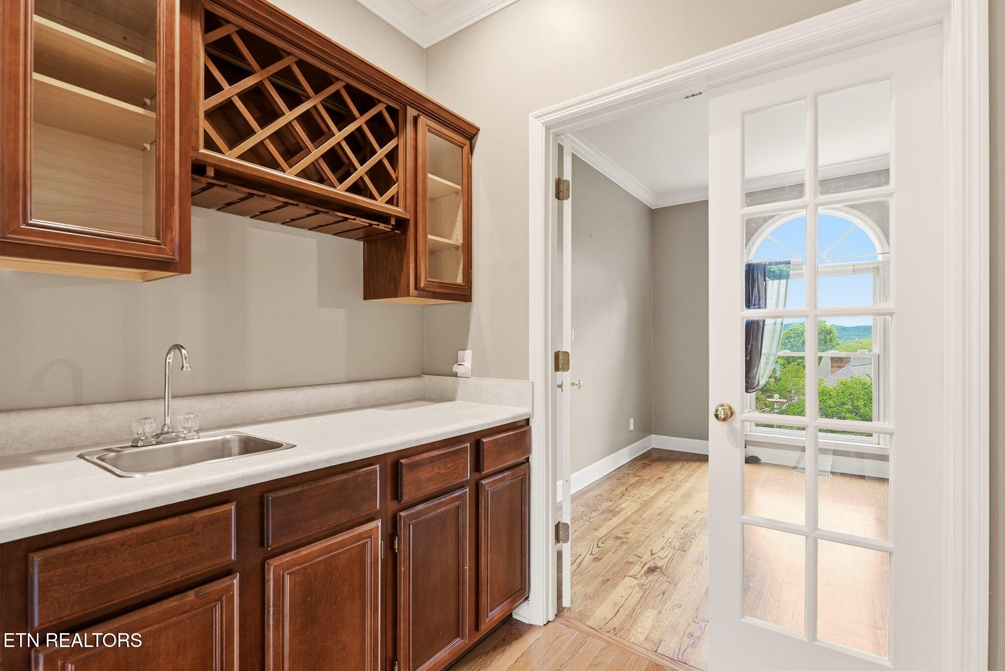 38 Riverside Drive Oak Ridge, TN 37830 - Photo 10 of 56 10-web-or-mls-DSC_5271