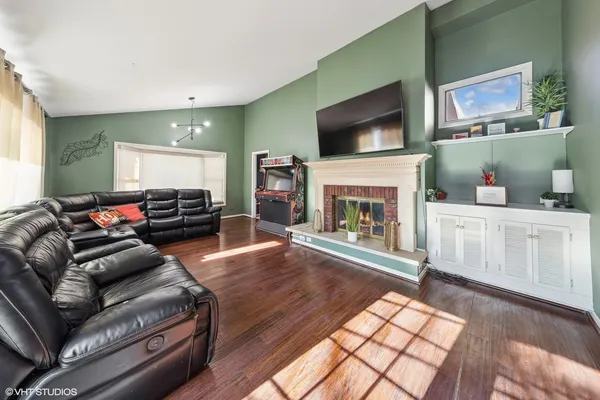 $400,000 | 1430 Brassie Avenue, Flossmoor, IL 60422