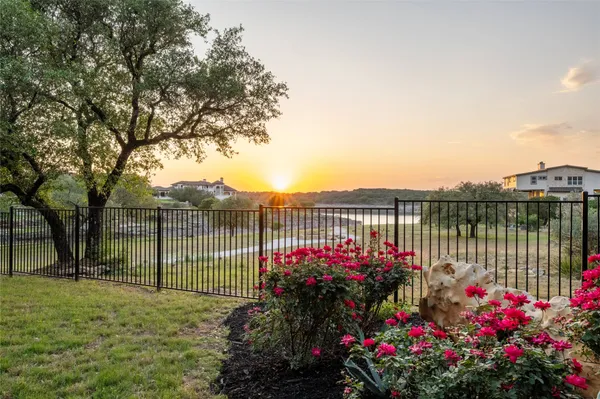 $1,850,000 | 2912 Patriot Drive, Lago Vista, TX 78645