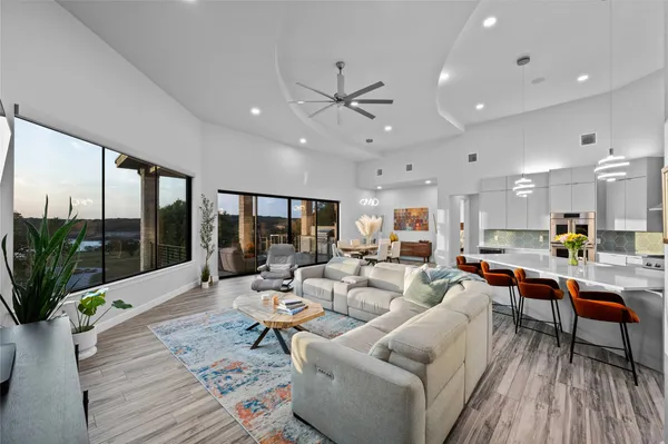 $1,850,000 | 2912 Patriot Drive, Lago Vista, TX 78645