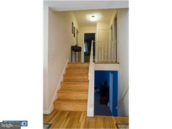 300 Heathcliffe Road Abington, PA 19006 - Photo 8 of 17