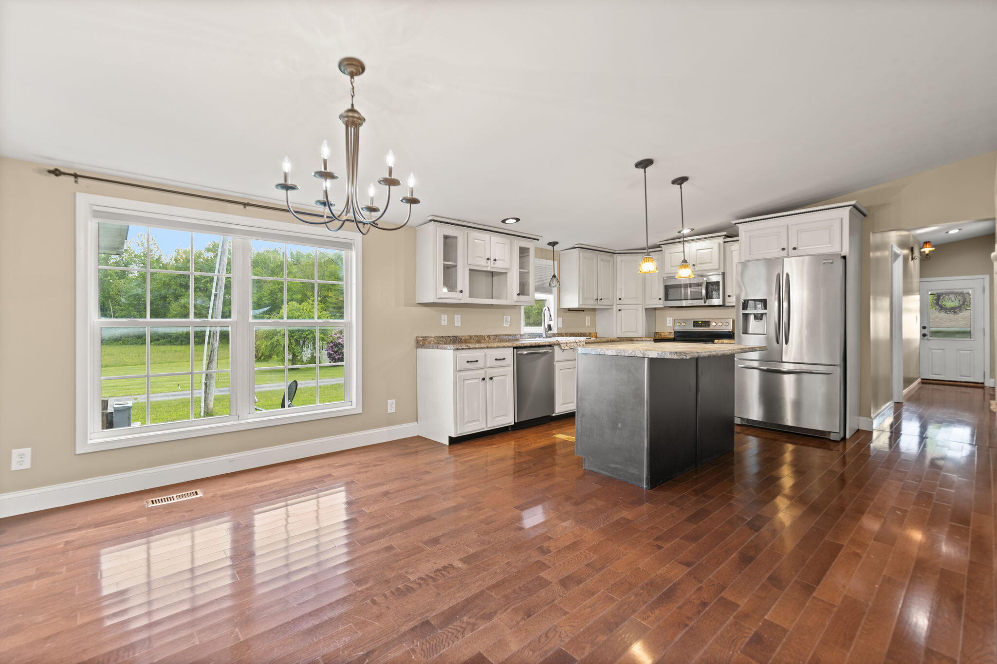 6800 East Laurel Road London, KY 40741 - Photo 10 of 71 24-web-or-mls-118A7303