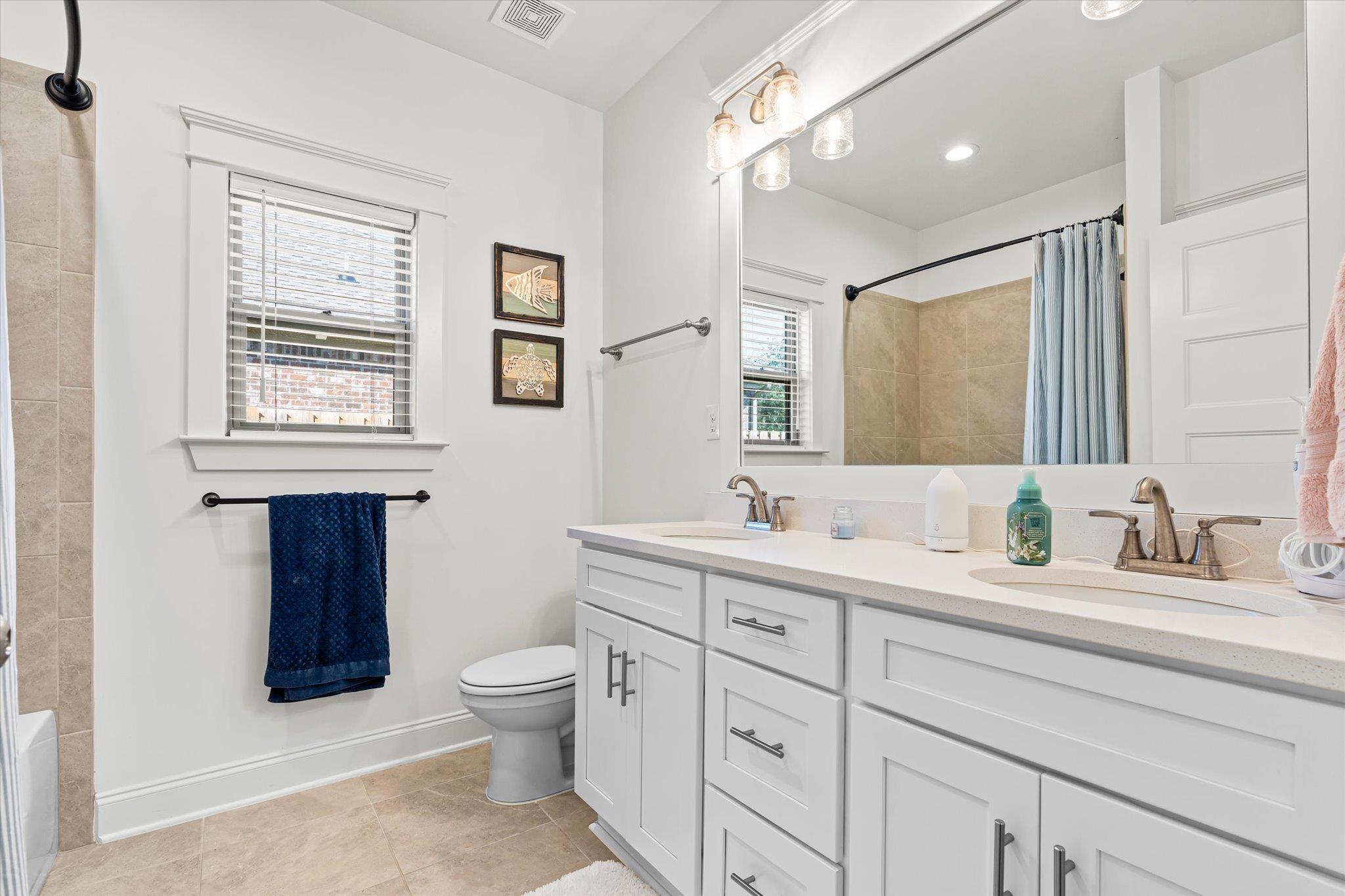 658 Kitfox Avenue Fairhope, AL 36532 - Photo 26 of 50 Bathroom