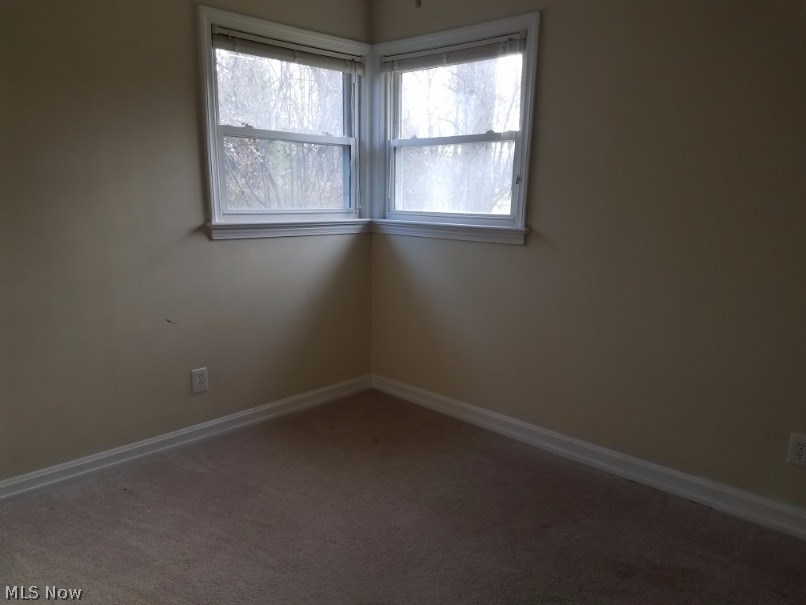 5656 Sheldon Road Lyndhurst, OH 44124 - Photo 11 of 28 Gallery Image 11