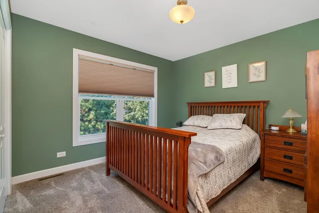 $325,000 | 921 Casey Drive, Minooka, IL 60447