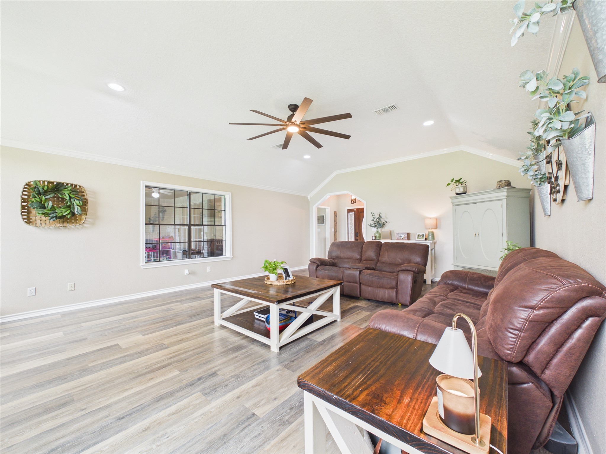 4610 Mustang Road Alvin, TX 77511 - Photo 14 of 50 Recessed lights, fresh paint, newer floors, updated ceiling fan and plenty of room for family and friends!