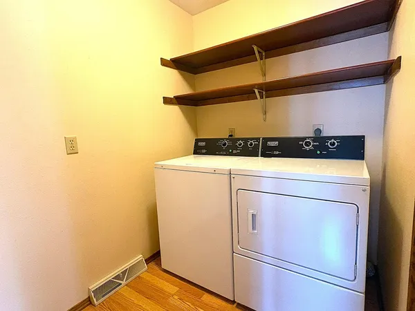 $293,500 | 30 Heritage Court, Fond du Lac, WI 54935