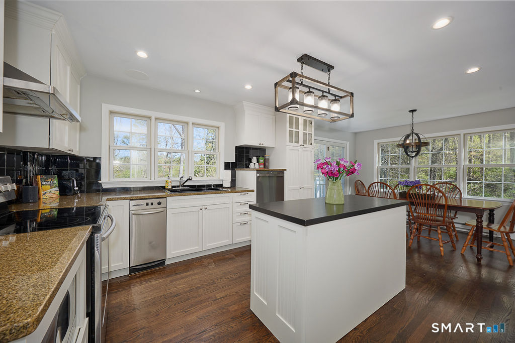 19 Evergreen Place Ridgefield, CT 06877 - Photo 13 of 36