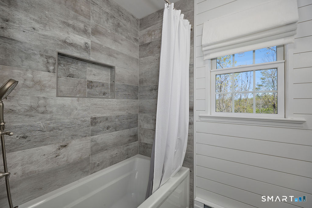 19 Evergreen Place Ridgefield, CT 06877 - Photo 24 of 36
