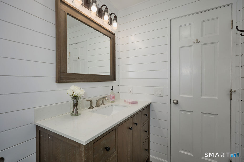 19 Evergreen Place Ridgefield, CT 06877 - Photo 25 of 36