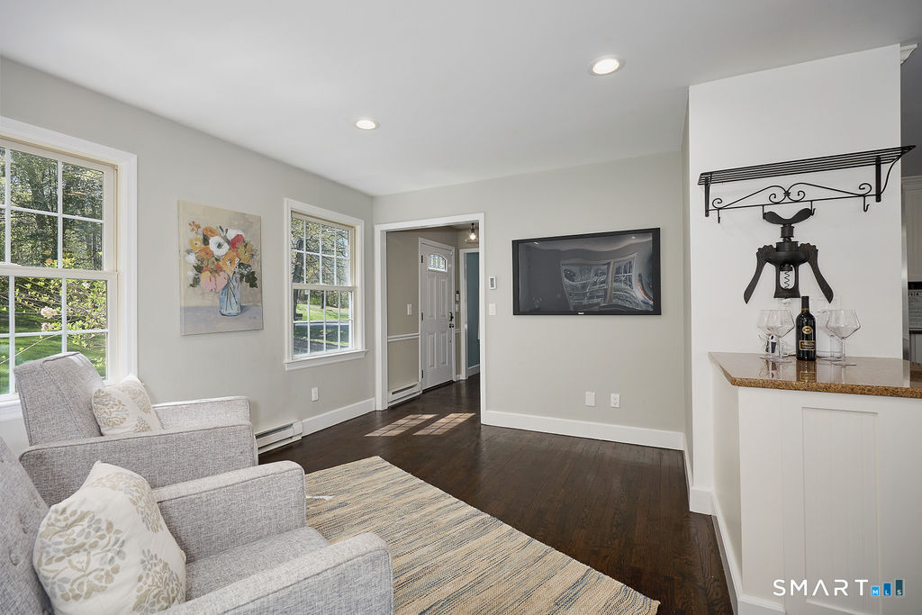 19 Evergreen Place Ridgefield, CT 06877 - Photo 7 of 36