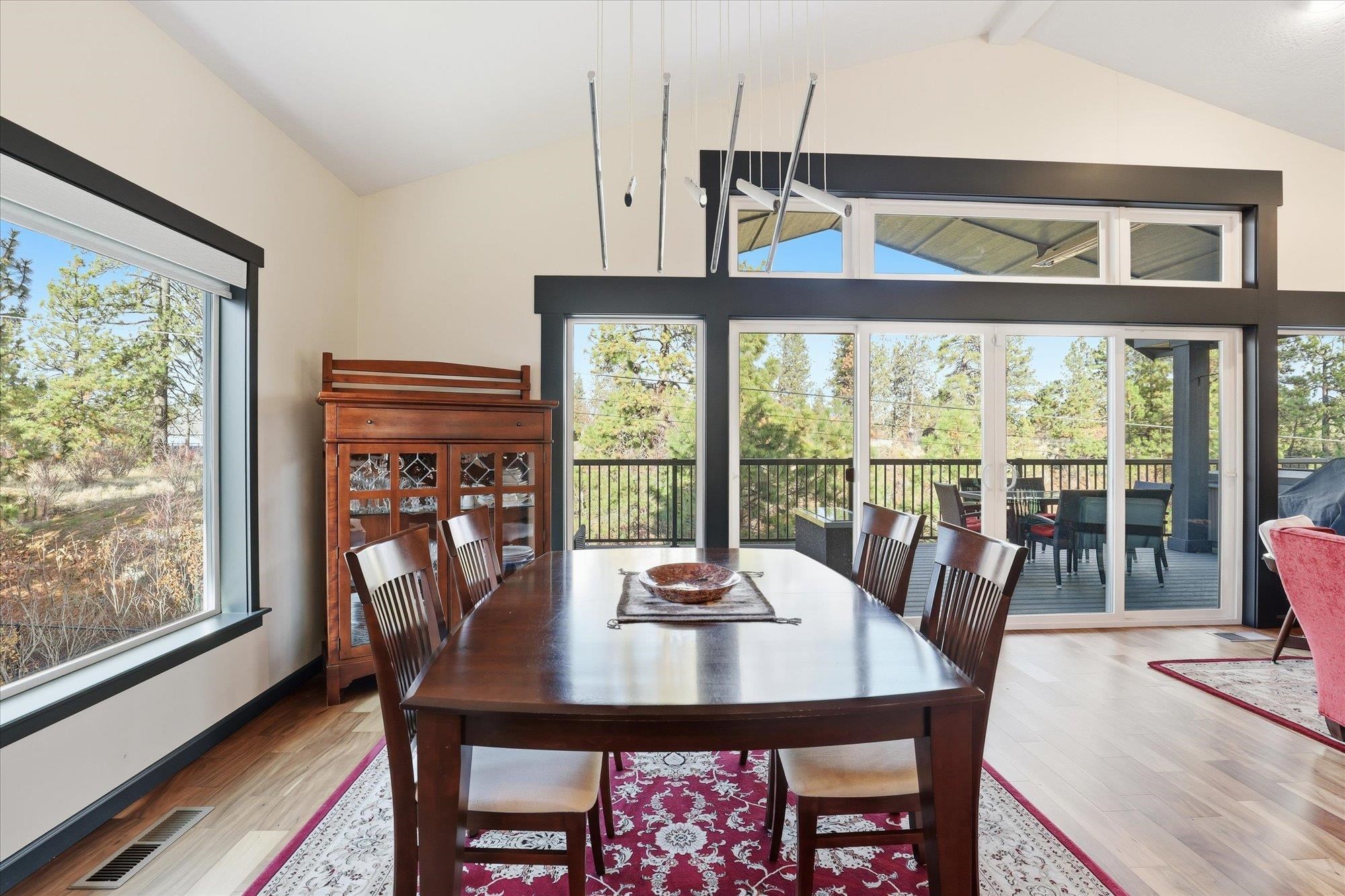 2121 East Cherry Tree Lane Spokane, WA 99203 - Photo 8 of 39