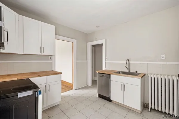 $1,300 | 1067 Tonawanda Street, Buffalo, NY 14207