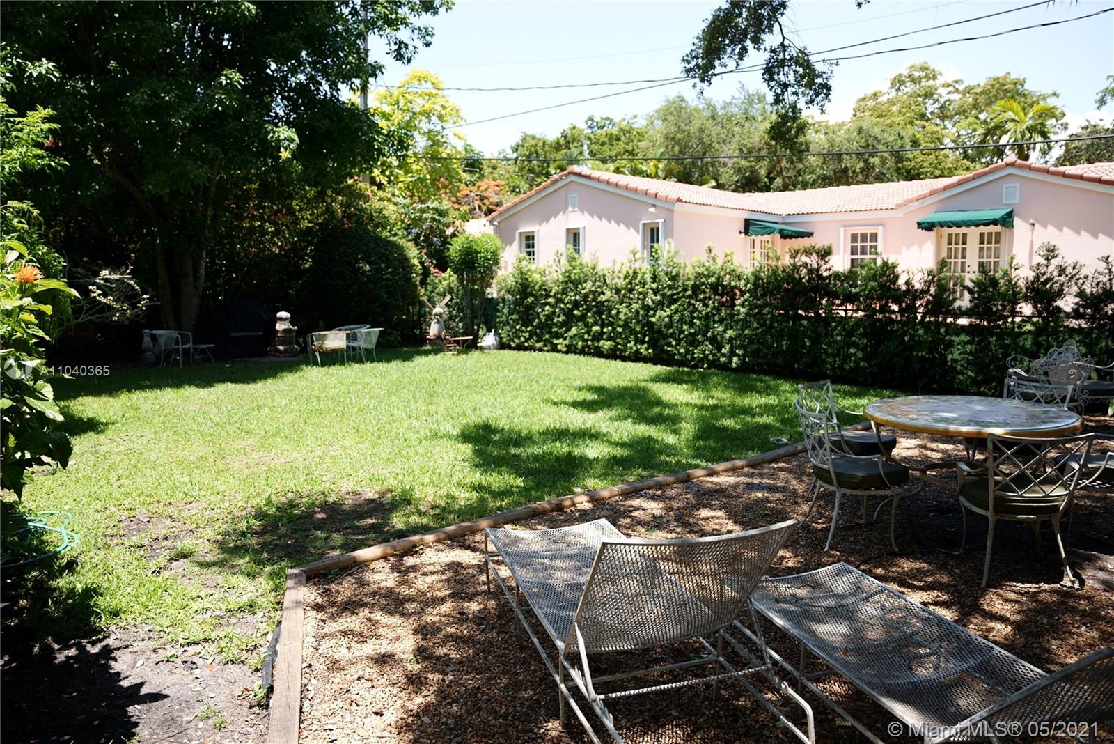 437 Blue Road Coral Gables, FL 33146 - Photo 13 of 15 Gallery Image 13