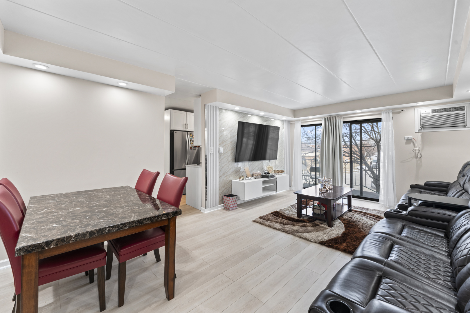 10912 Central Avenue, Unit 202 Chicago Ridge, IL 60415 - Photo 5 of 15