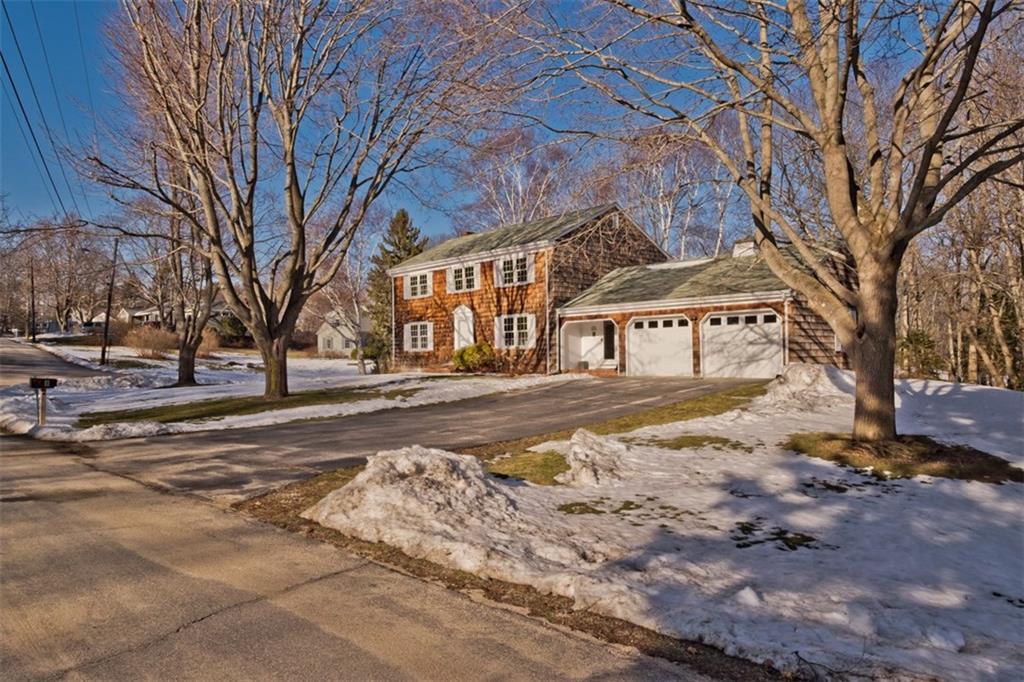 8 Katahdin Road Cape Elizabeth, ME 04107 - Photo 2 of 35 Corner lot in Shore Acres