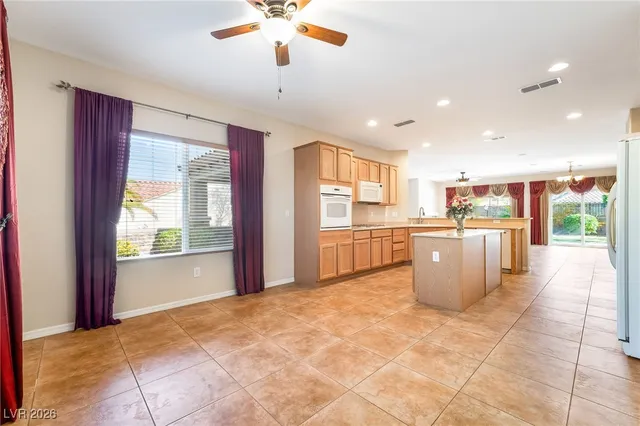 $2,500 | 2244 Savannah River Street, Henderson, NV 89044