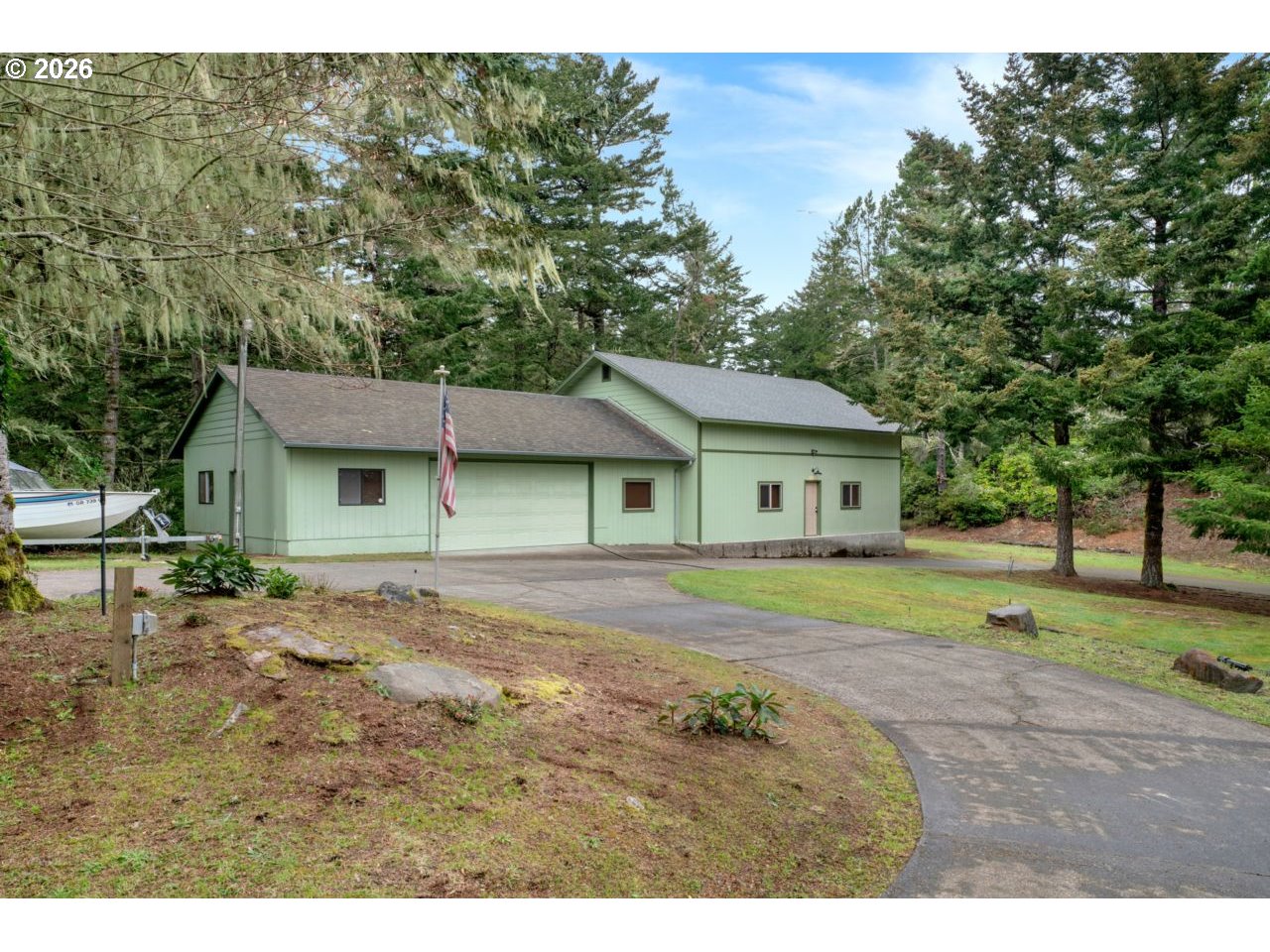 833 Rhododendron Drive Florence, OR 97439 - Photo 43 of 48