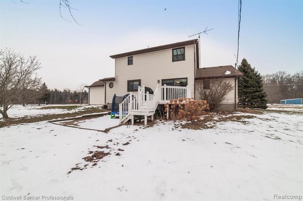 1712 Peppermill Road Lapeer, MI 48446 - Photo 40 of 45