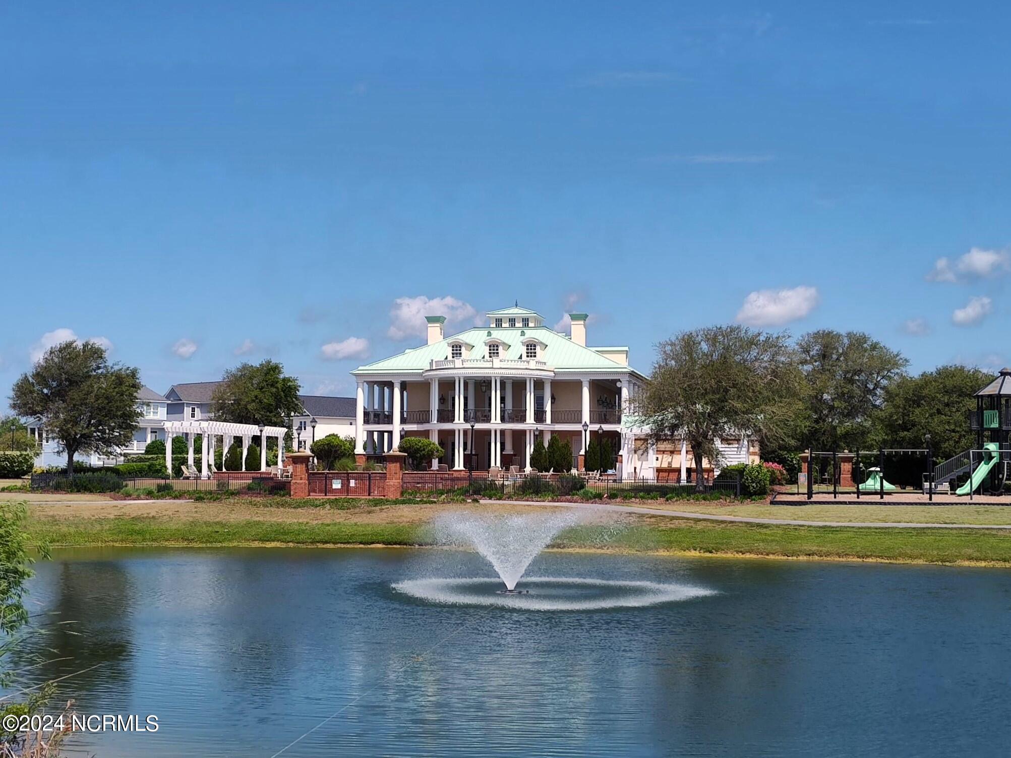 214 Colleton Square Newport, NC 28570 - Photo 6 of 20 Manor House
