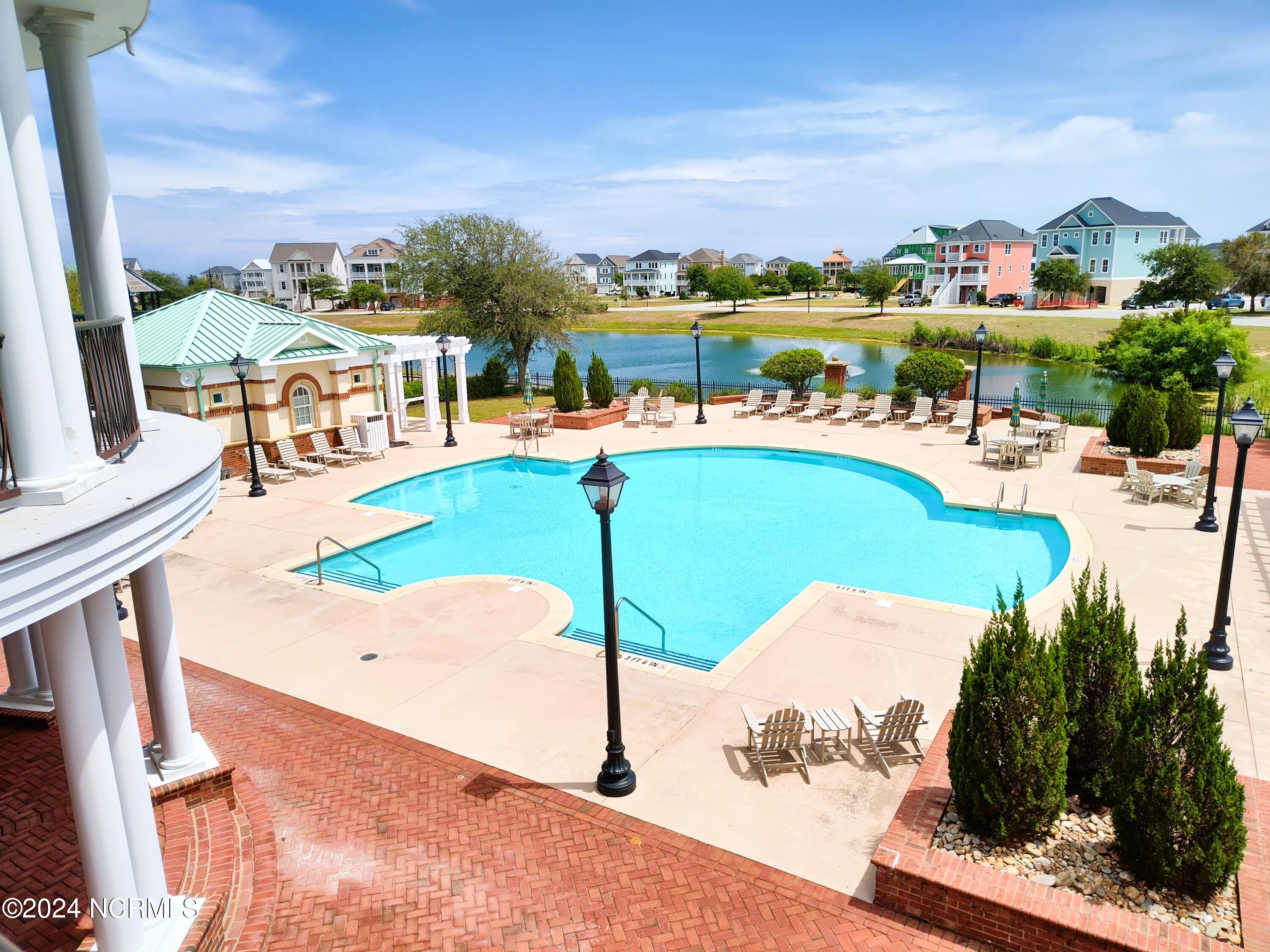 214 Colleton Square Newport, NC 28570 - Photo 8 of 20 Swimming Pool