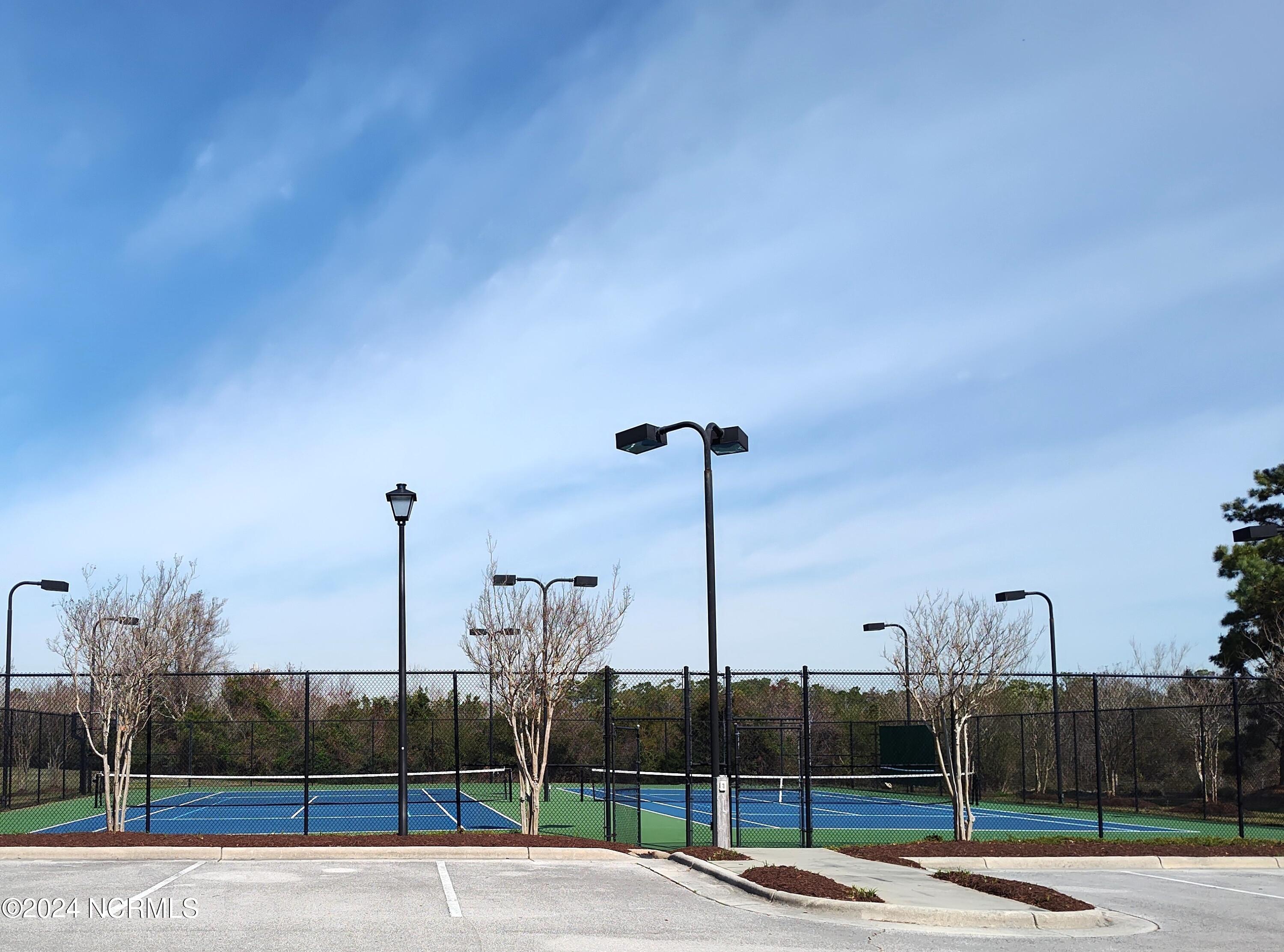214 Colleton Square Newport, NC 28570 - Photo 9 of 20 Tennis Courts