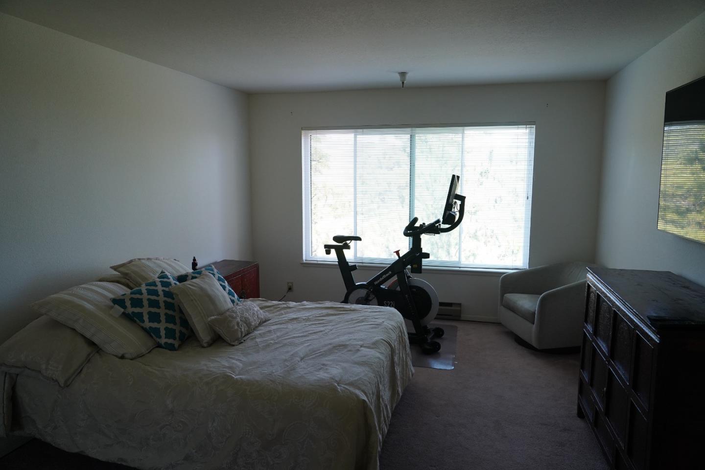 19 Shepherds Knoll Road Monterey, CA 93940 - Photo 8 of 13 Gallery Image 8