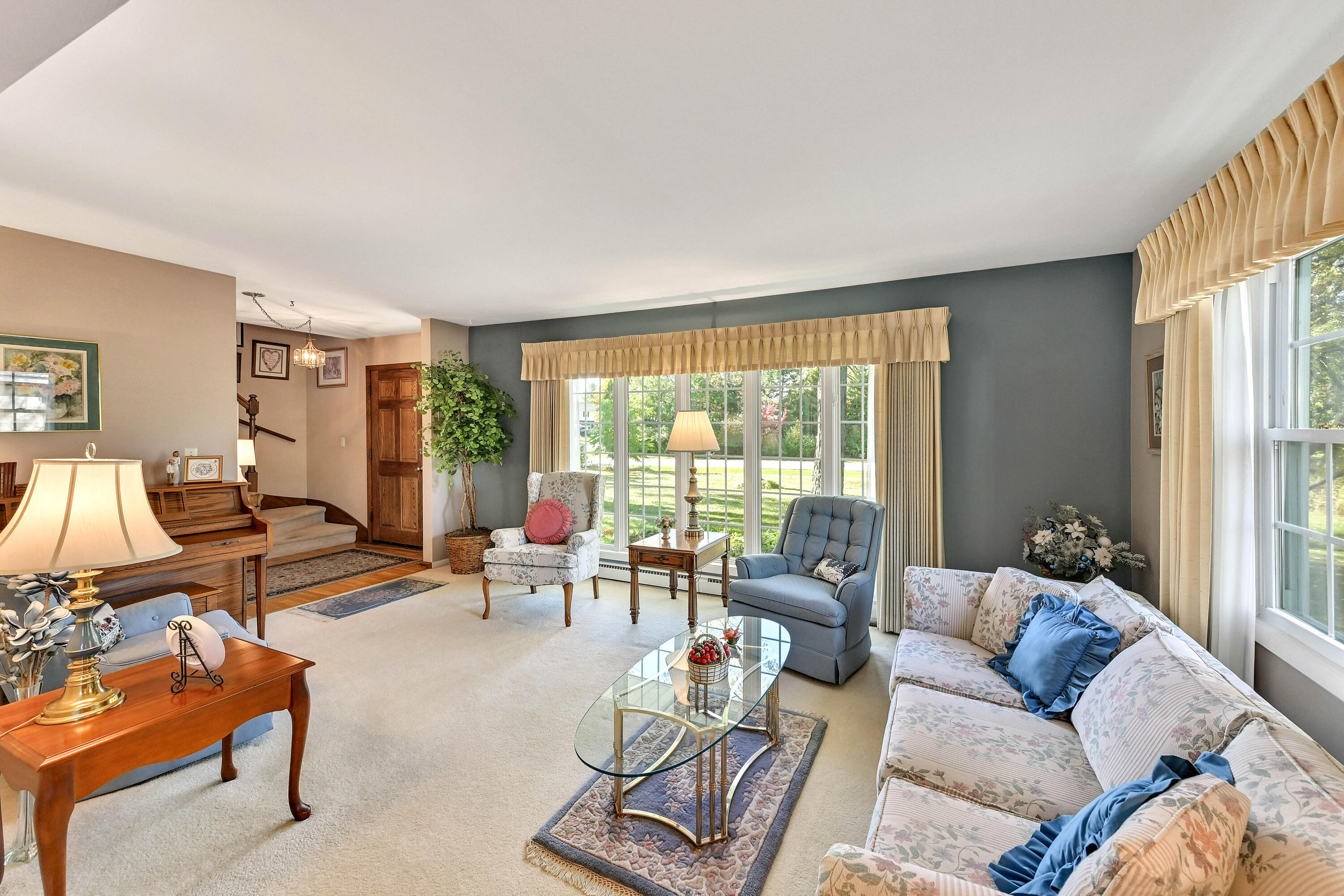 6530 South 116th Street Franklin, WI 53132 - Photo 2 of 38 DZ6530-8