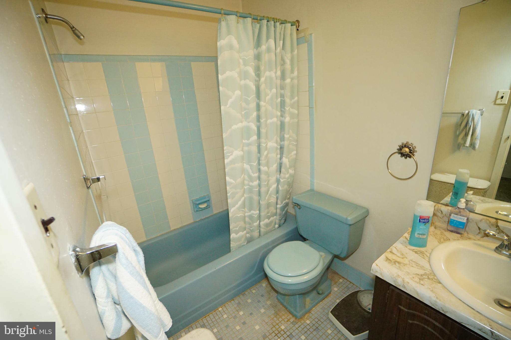 11889 Academy Road, Unit J4 Philadelphia, PA 19154 - Photo 8 of 10