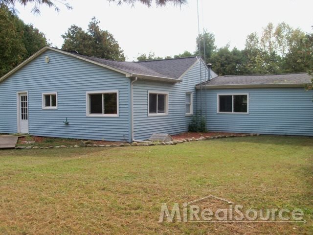 5347 Forester Road Carsonville, MI 48419 - Photo 3 of 22 31171034-2.JPG