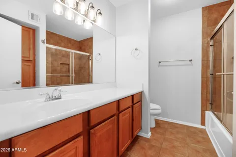 $289,000 | 1880 East Morten Avenue, Unit 223, Phoenix, AZ 85020
