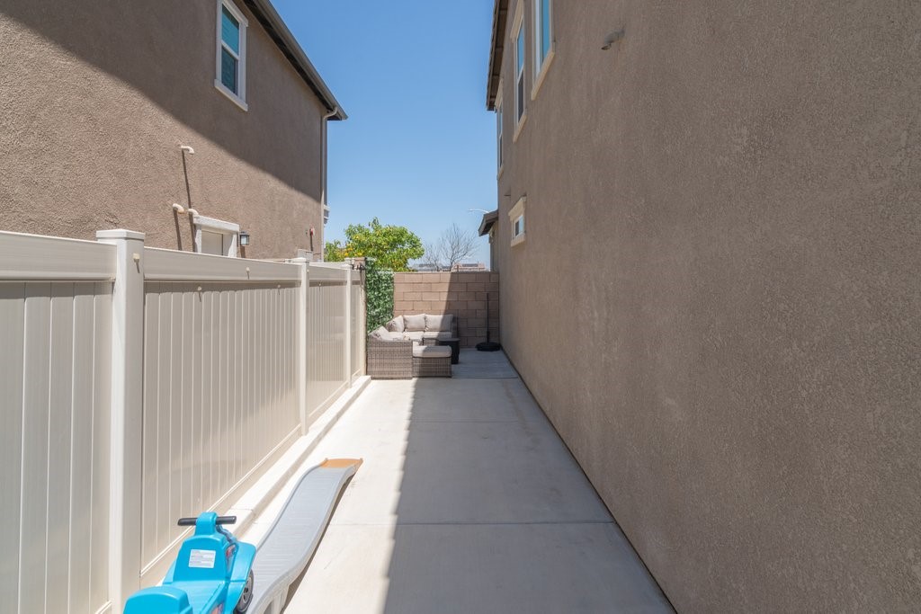 9681 Bonsai Lane Riverside, CA 92508 - Photo 43 of 46