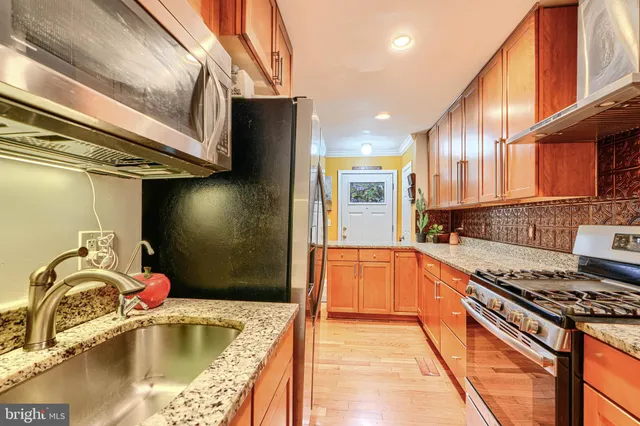 $424,900 | 6716 Stockton Lane, Hyattsville, MD 20784