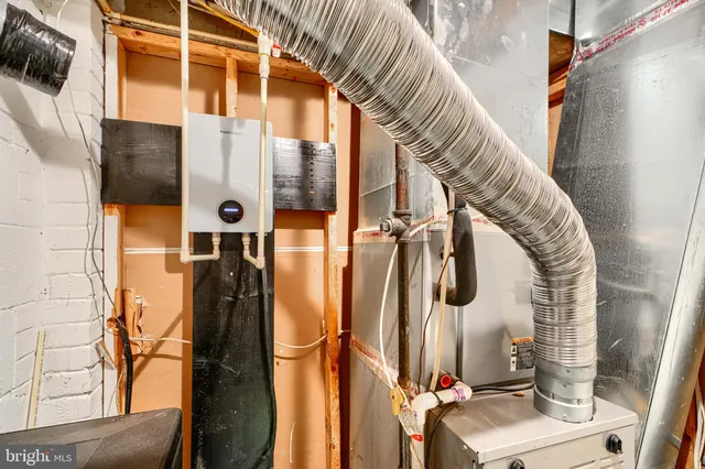 $424,900 | 6716 Stockton Lane, Hyattsville, MD 20784