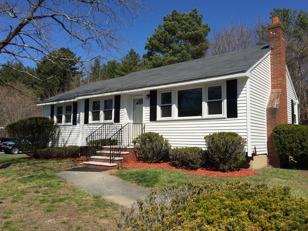 33 Anthony Road North Reading, MA 01864 - Photo 1 of 9 Gallery Image 1