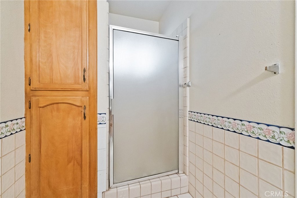 17214 Crescent Drive Madera, CA 93638 - Photo 23 of 35