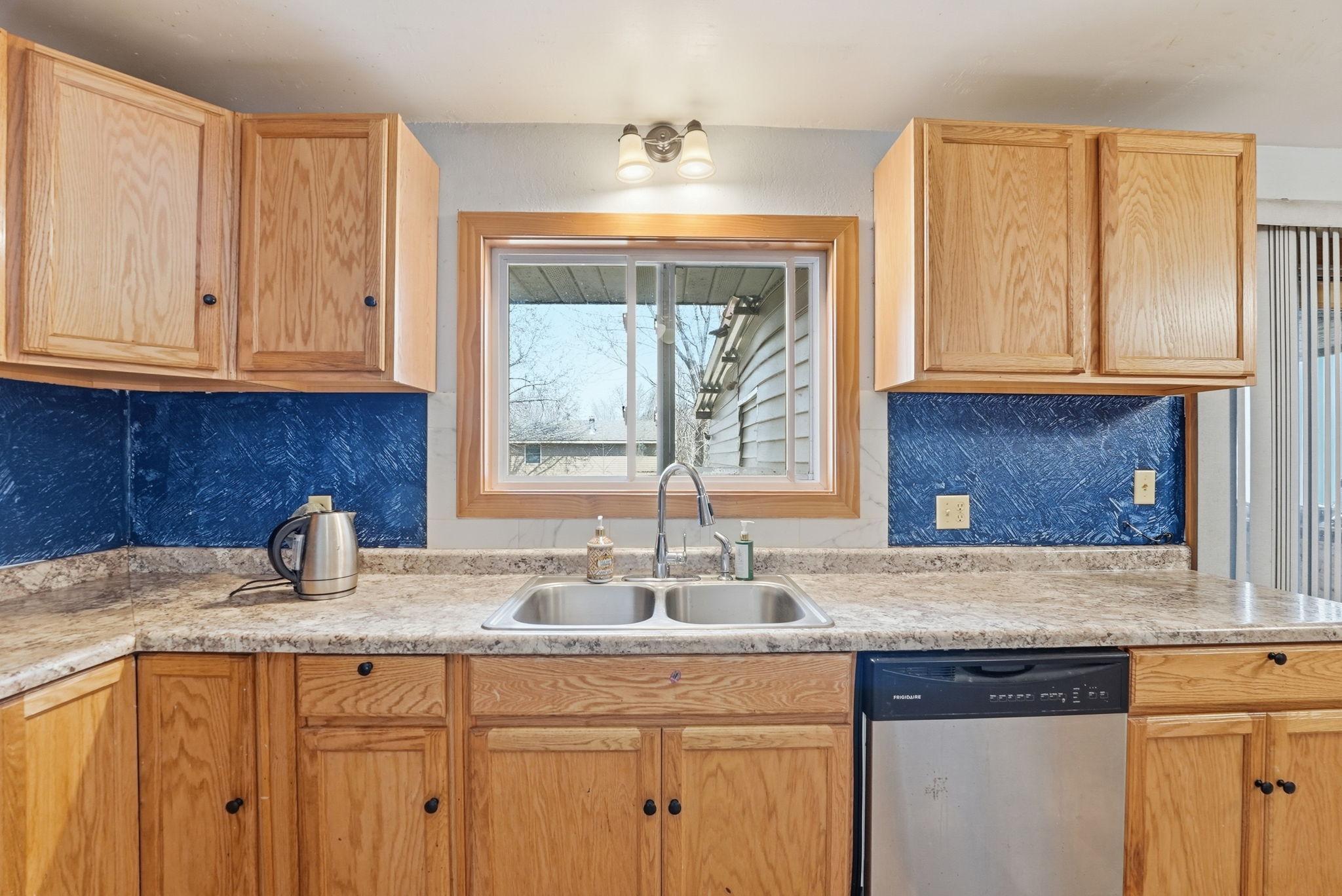 833 Lewis Place St. Cloud, MN 56301 - Photo 12 of 33