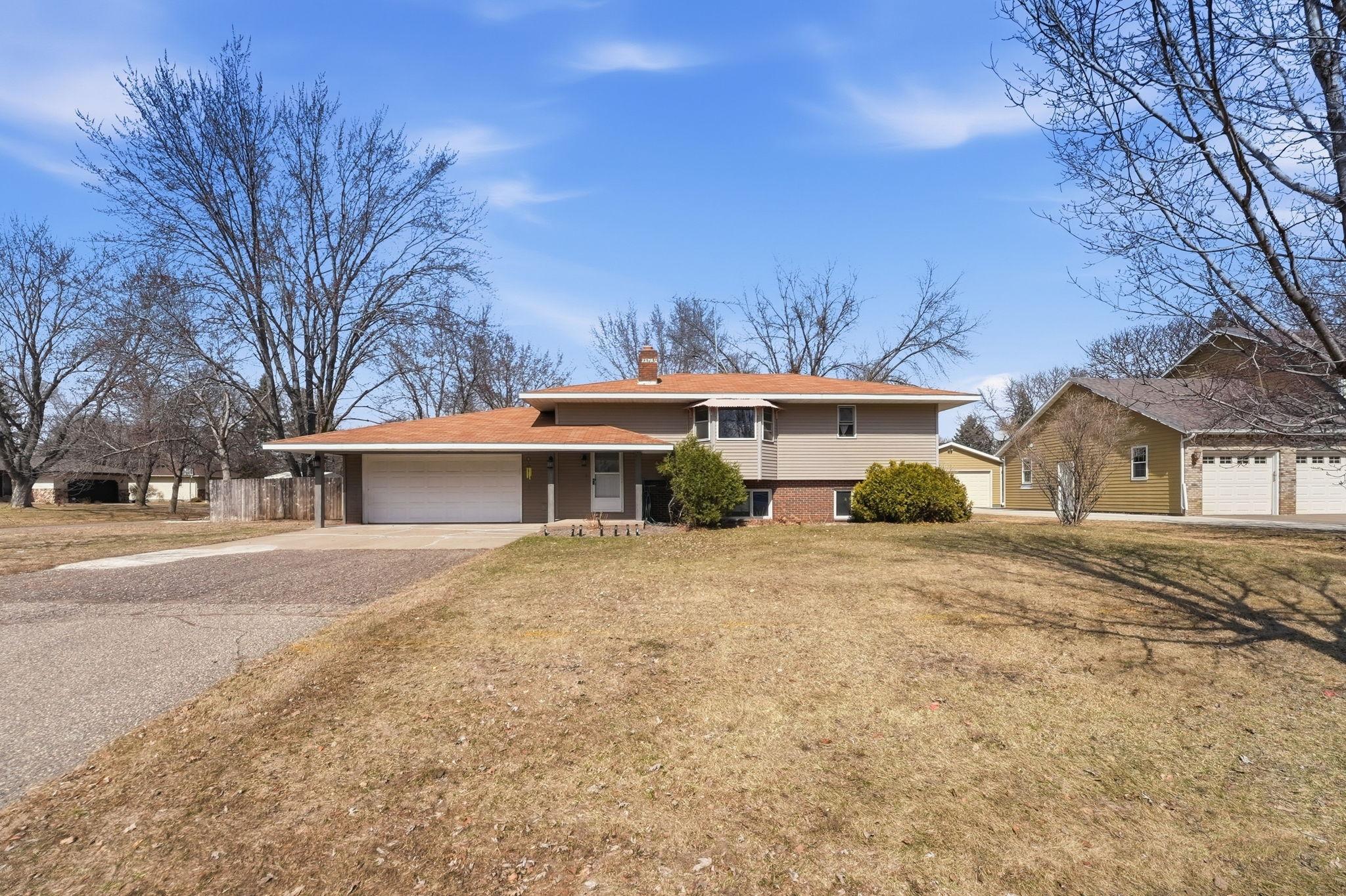833 Lewis Place St. Cloud, MN 56301 - Photo 2 of 33