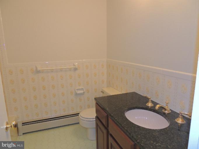 2912 Dublin Road Street, MD 21154 - Photo 17 of 30 Bath