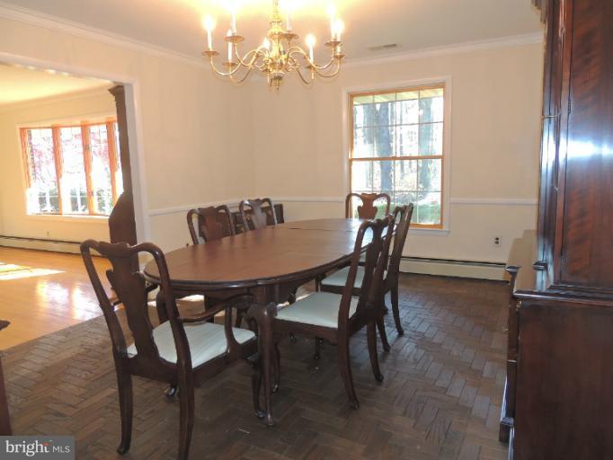 2912 Dublin Road Street, MD 21154 - Photo 8 of 30 Dining Room