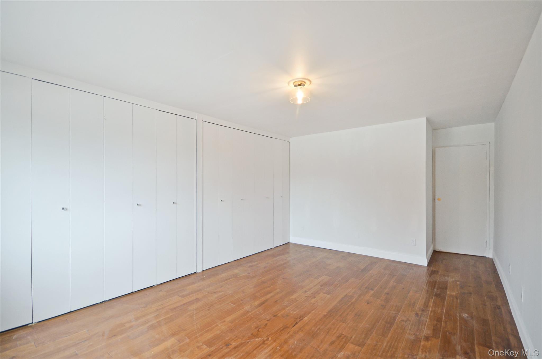 437 Palisade Avenue, Unit F1 Yonkers, NY 10703 - Photo 11 of 12 a view of an empty room