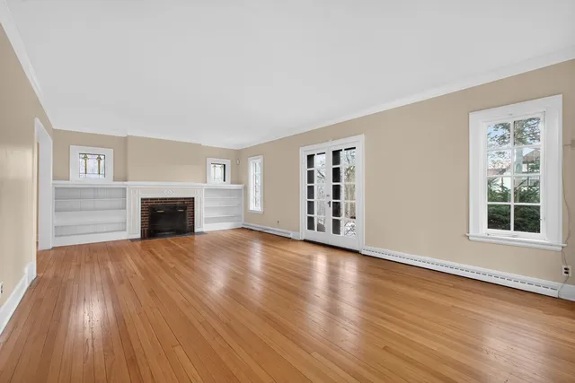 $479,000 | 49 Kenwood Avenue, Davenport, IA 52803