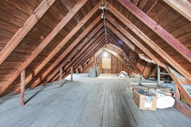 $479,000 | 49 Kenwood Avenue, Davenport, IA 52803