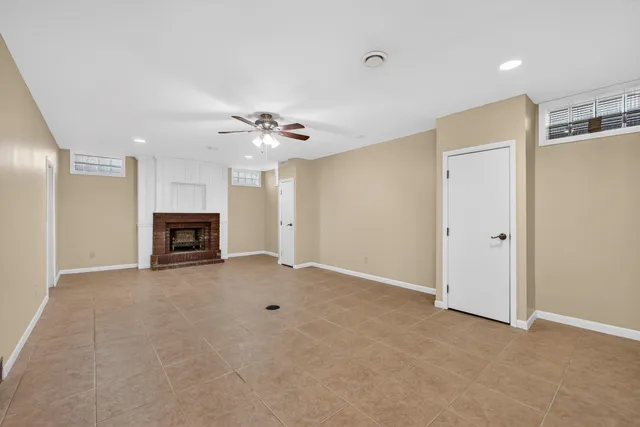 $479,000 | 49 Kenwood Avenue, Davenport, IA 52803