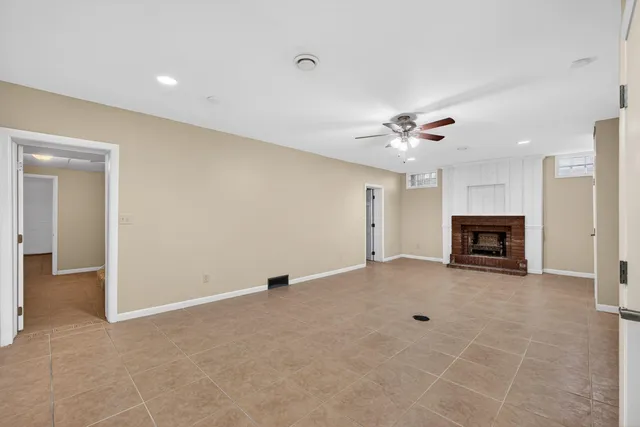 $479,000 | 49 Kenwood Avenue, Davenport, IA 52803