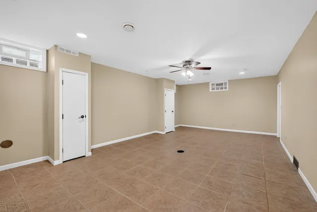 $479,000 | 49 Kenwood Avenue, Davenport, IA 52803