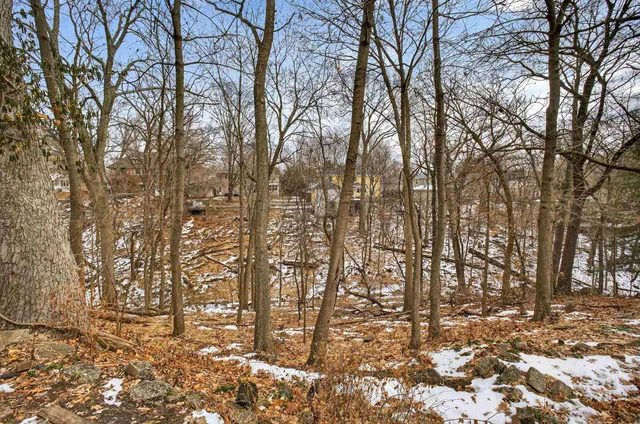 $479,000 | 49 Kenwood Avenue, Davenport, IA 52803