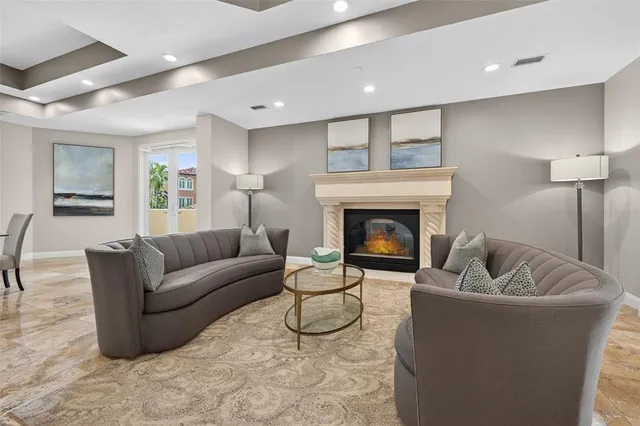 $1,900,000 | 555 5th Avenue Northeast, Unit 332, St. Petersburg, FL 33701