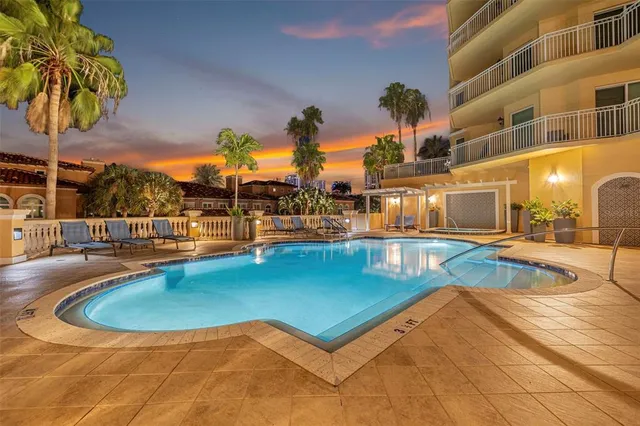 $1,900,000 | 555 5th Avenue Northeast, Unit 332, St. Petersburg, FL 33701